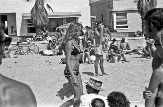 A Day At Mission Beach, California, August 1970 (29 pics)