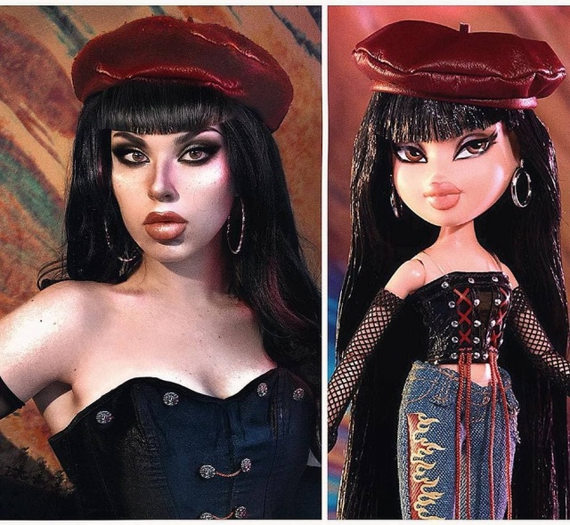 Amazing Transformations Of Russian Cosplay Girls (15 pics)