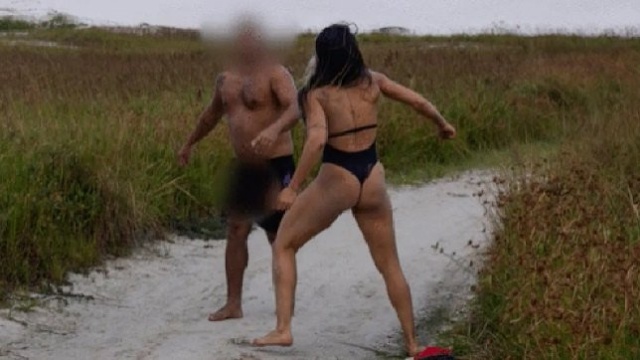 MMA Fighter Joyce Vieira Catches Jerk Off At Her Beach Photoshoot (7 pics)