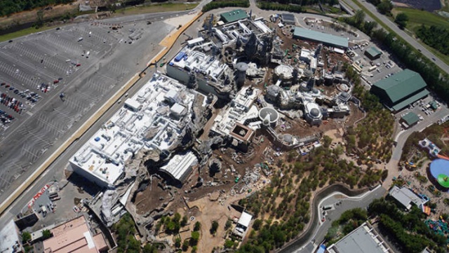 Disney “Star Wars” Land Is Almost Ready (8 pics)