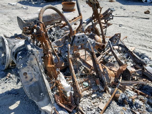 A Burned 1999 FERRARI F355 F1 SPIDER Was For Sale. And Someone Actually Bought It (11 pics)