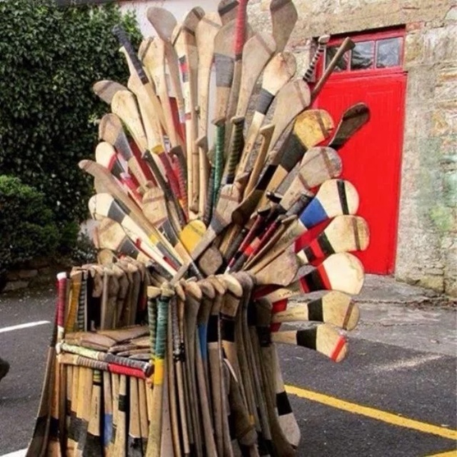 Thrones Of Game Of Thrones Fans (26 pics)