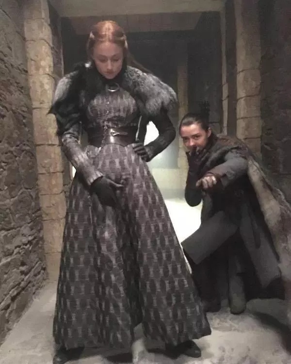 Behind The Scenes Of The Game Of Thrones (33 pics)