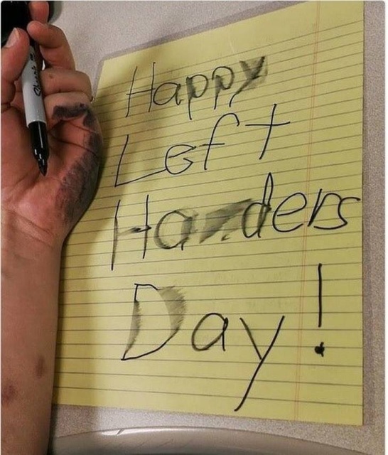 It’s Difficult To Be A Leftie (20 pics)