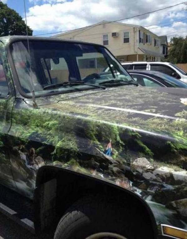 It Doesn't Seem Right (23 pics)