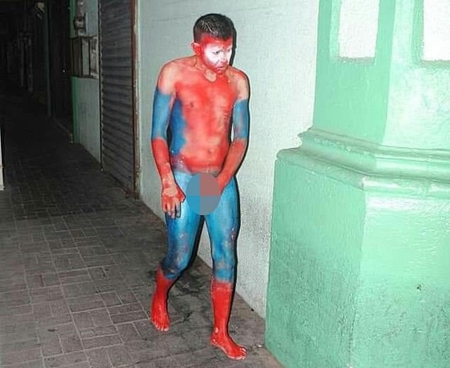 Mexican Drug Cartel Paints Seven People In The Colors Of Marvel’s Avengers (5 pics)