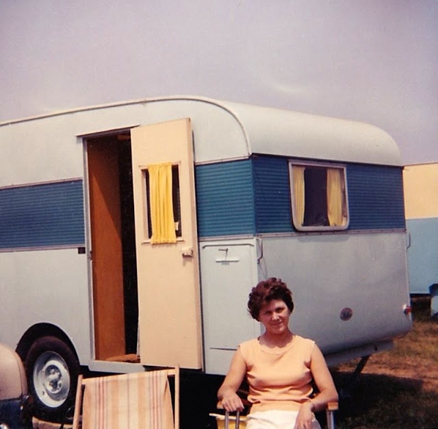 Trailer Life of the 1960s (26 pics)