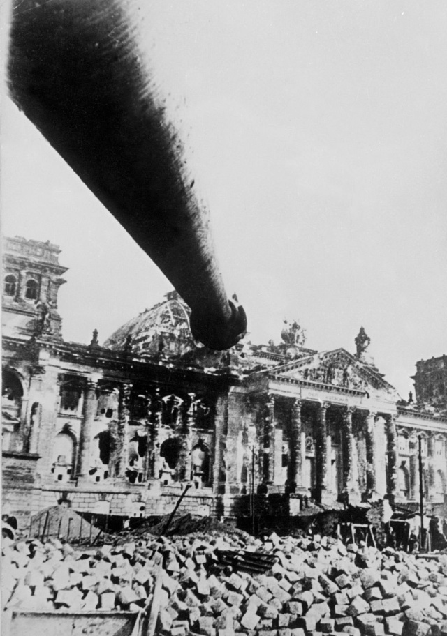Berlin In 1945 (30 pics)
