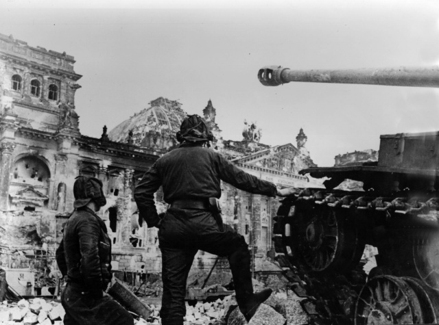 Berlin In 1945 (30 pics)
