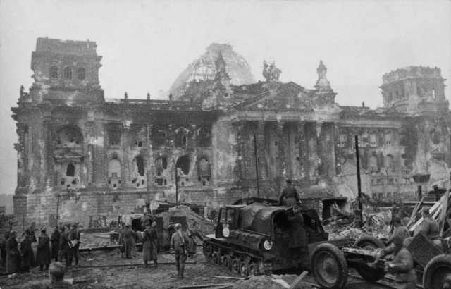 Berlin In 1945 (30 pics)