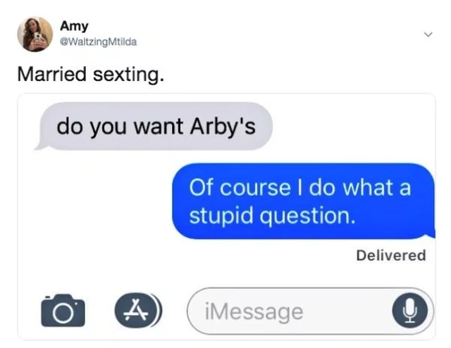 Sexting When You Are Married (24 pics)