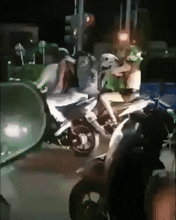 Acid Gifdump, May 13 (25 gifs)