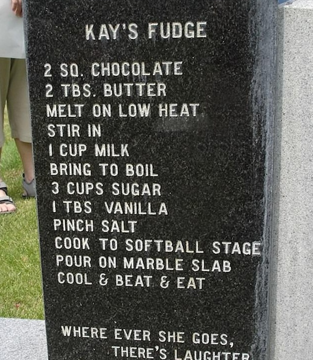 Funny Headstones (18 pics)