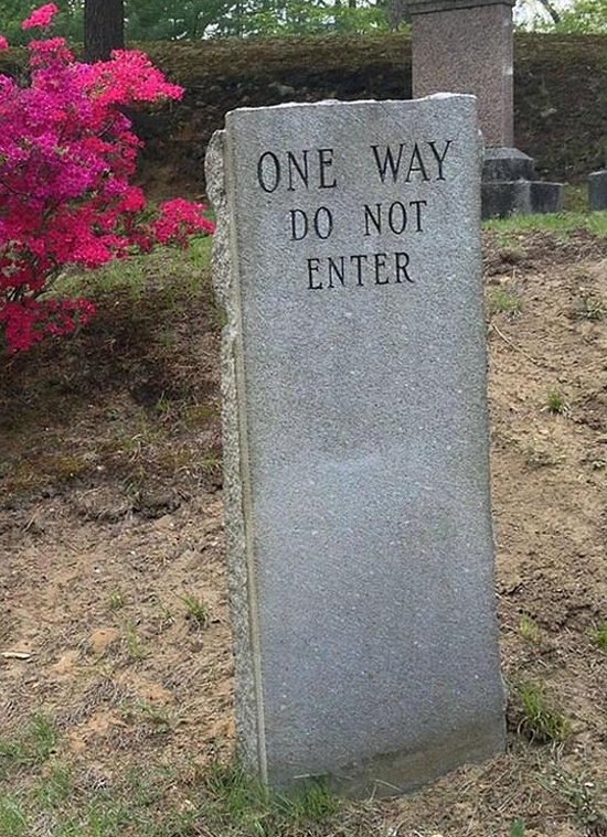 Funny Headstones (18 pics)