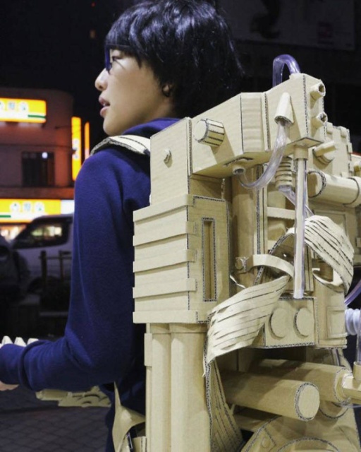 Japanese Woman Creates Art Out Of Cardboard Boxes (18 pics)