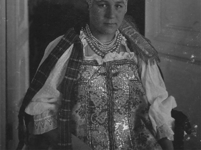 Rare Vintage Photos Of Dwellers Of The Russian North Over A Century Ago (24 pics)