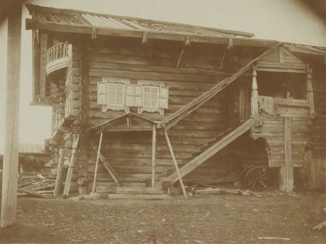 Rare Vintage Photos Of Dwellers Of The Russian North Over A Century Ago (24 pics)
