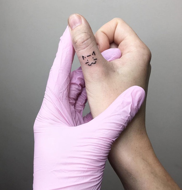 Examples Of Awesome Finger Tattoos (30 pics)