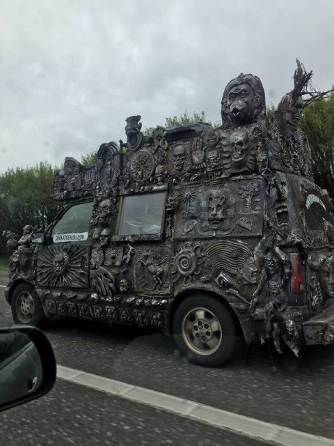 Strange Things Seen On The Roads (63 pics)