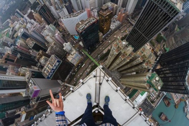 Are You Afraid Of Heights? (29 pics)