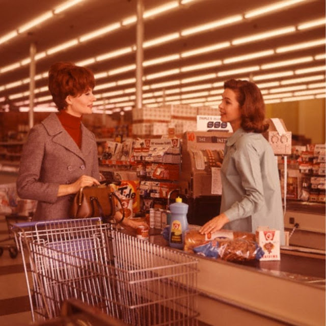 US Stores In The '60s (31 pics)
