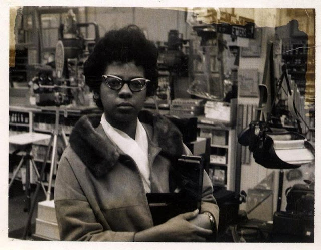 US Stores In The '60s (31 pics)