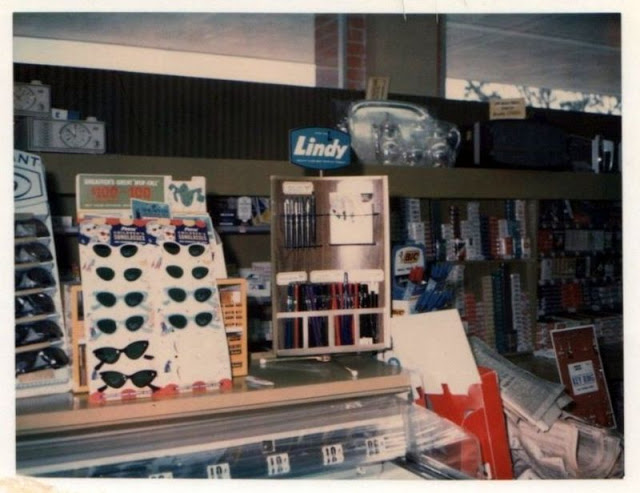 60s clothing store
