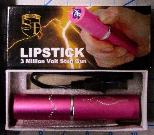 People Were Trying To Smuggle This Staff On Planes (39 pics)