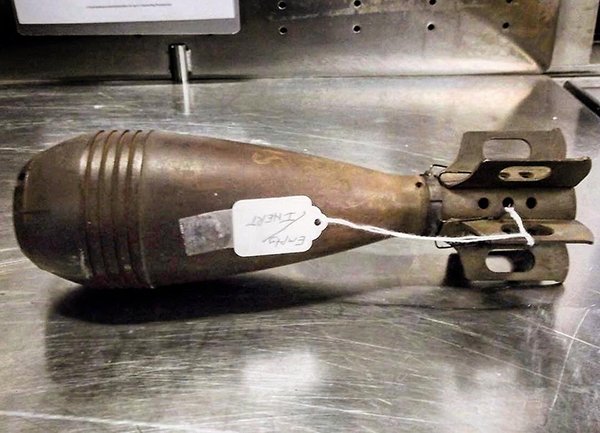 People Were Trying To Smuggle This Staff On Planes (39 pics)