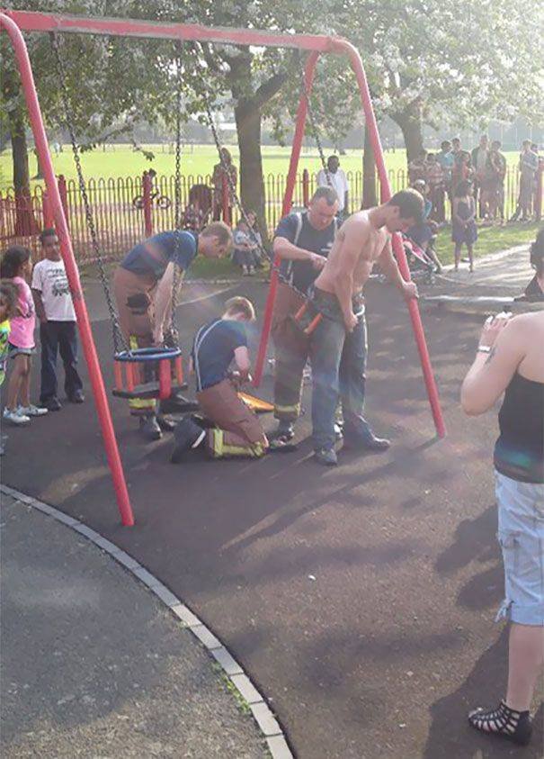 Adults At Childrens’ Playgrounds (36 pics)