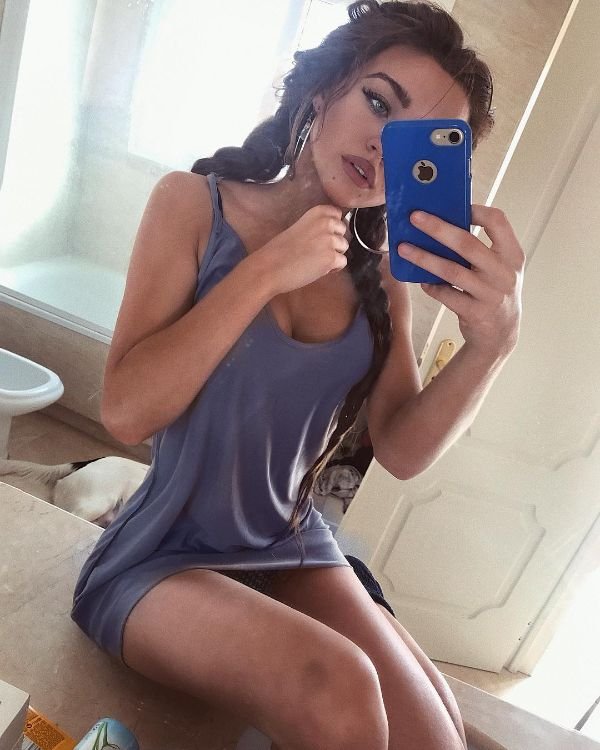 Rosie Mac, Dany Targaryen’s Stunt Double, Is Very Cute (30 pics)