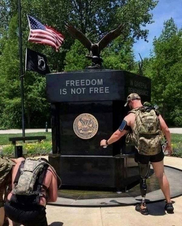 Military Knows How To Motivate (16 pics)