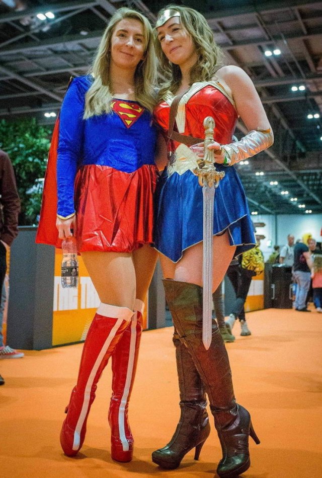 Photos From 2019 London Comic Con (36 pics)
