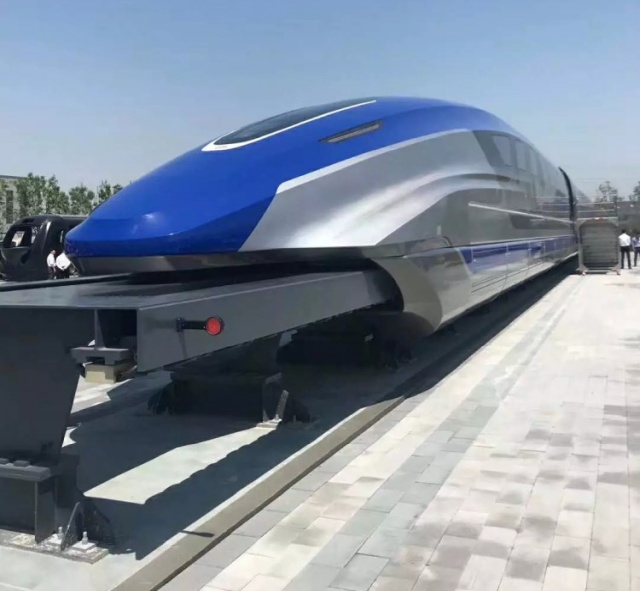 China's Maglev Train Prototype Has A Speed of 370 MPH (595 km/h) (12 pics)