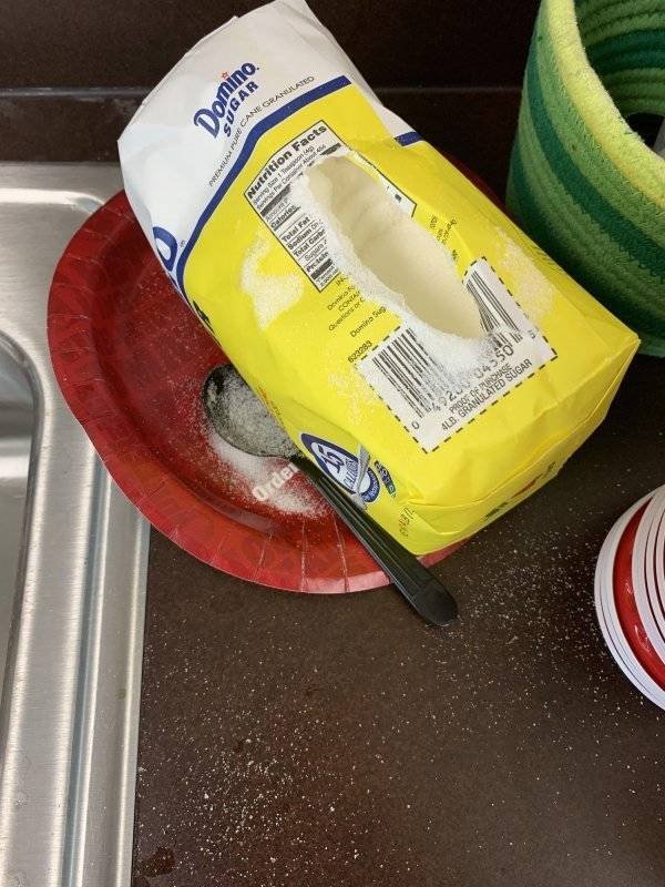 We Hate Something Like This (33 pics)