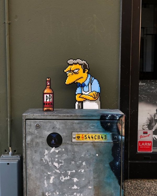 Pixel Street Art (45 pics)