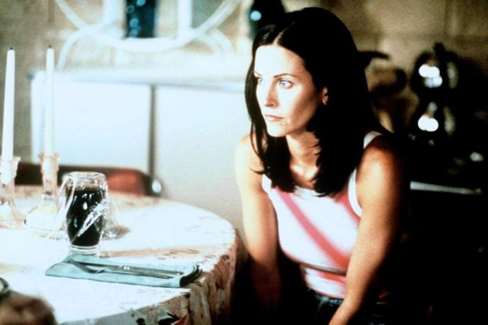 Courteney Cox Is An Amazing Actress (14 pics)