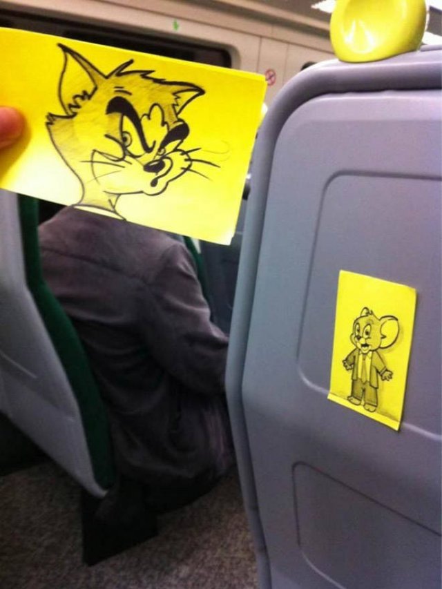 Fun On The Train (20 pics)