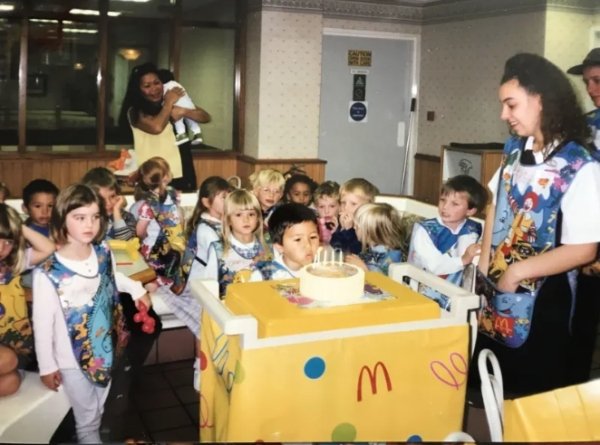 McDonald's In The '80s And '90s (25 pics)