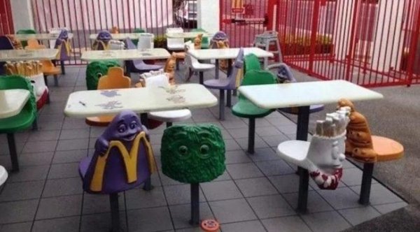 McDonald's In The '80s And '90s (25 pics)