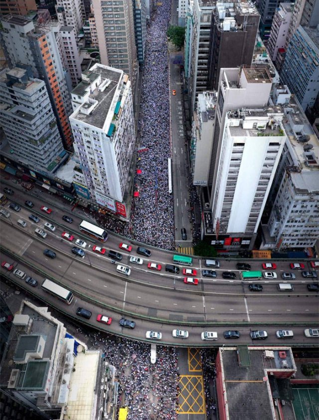Recent Hong Kong Protests Don’t Even Look Like Protests (15 pics)