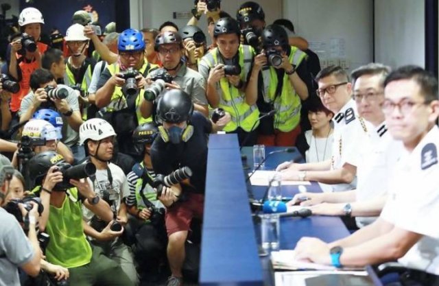 Recent Hong Kong Protests Don’t Even Look Like Protests (15 pics)