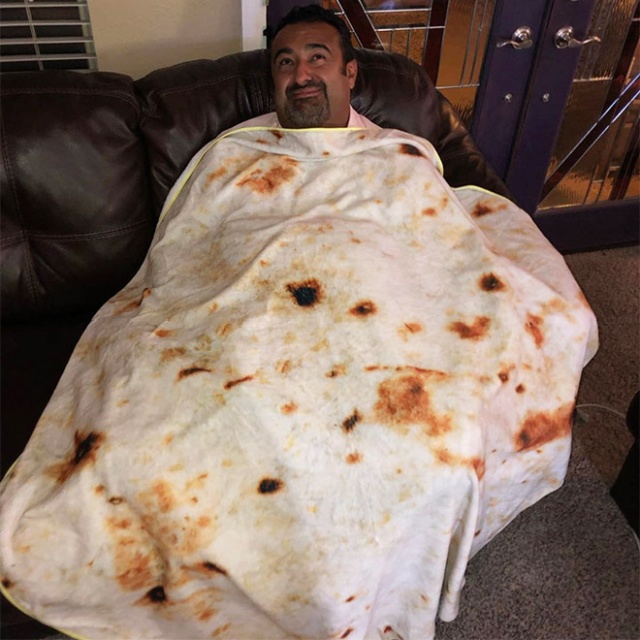 2019 Must-Have Burrito Blanket (14 pics)