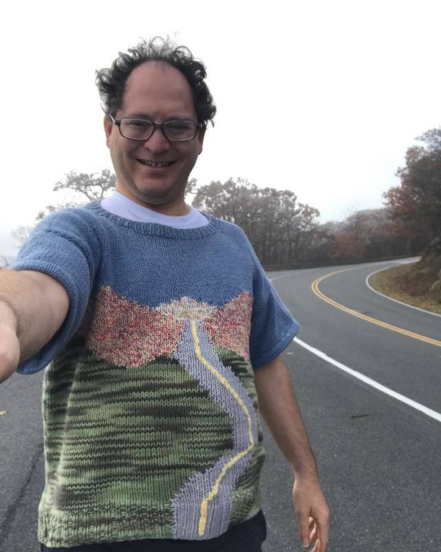 Guy Creates Sweater Copies Of Famous Places And Then Travels There (24 pics) Guy Creates Sweater Copies Of Famous Places And Then Travels There (24 pics)