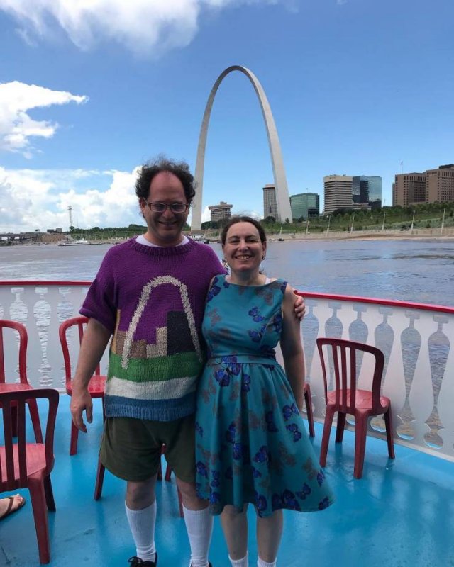 Guy Creates Sweater Copies Of Famous Places And Then Travels There (24 pics) Guy Creates Sweater Copies Of Famous Places And Then Travels There (24 pics)