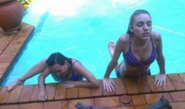 There Are Two Types Of People In This World (40 pics)