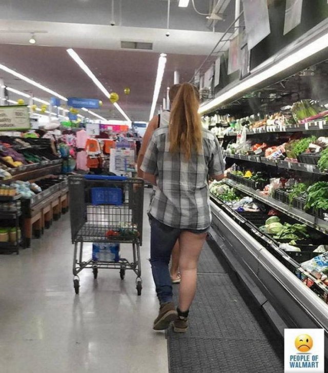 Only In Walmart (42 pics)