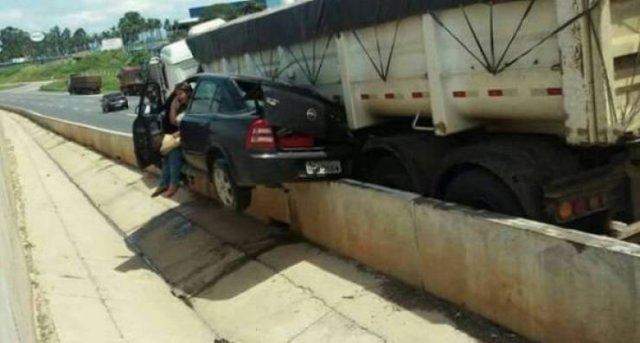 Car Fails (28 pics)