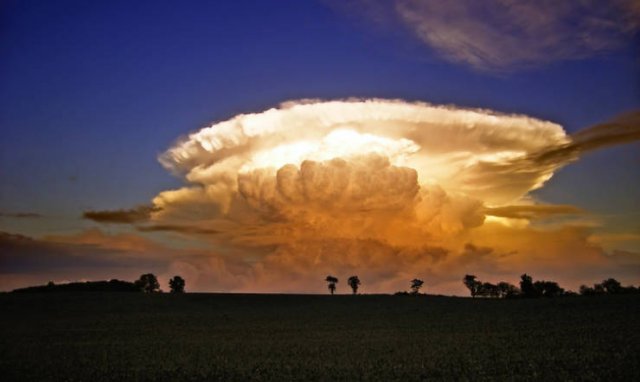 Sky Can Be Beautiful (24 pics) Sky Can Be Beautiful (24 pics)
