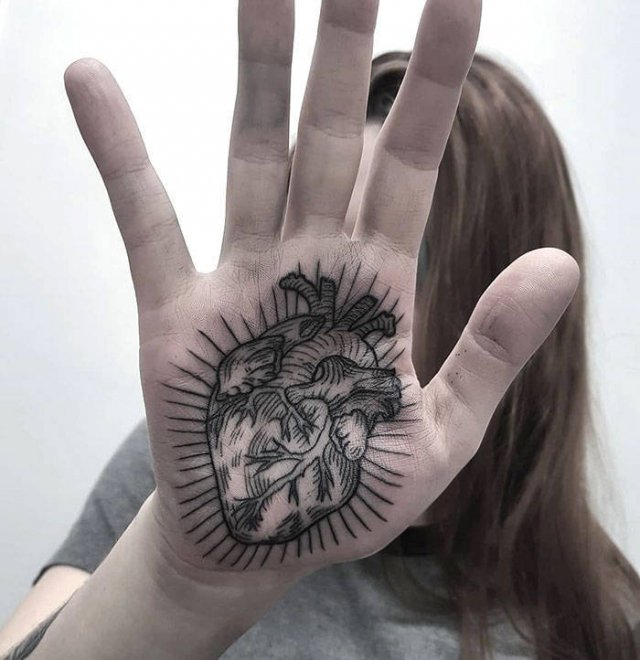Tattoos On Palms (62 pics)
